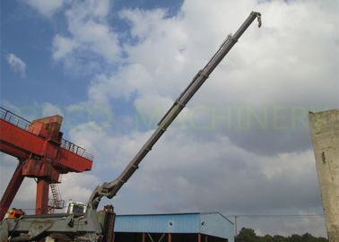 Folding Boom Marine Deck Crane , Compact Design Hydraulic Pedestal Crane
